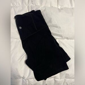 Athleta Ultra Rise Elation 7” Bike-short size S